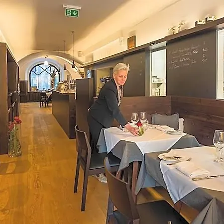 Goettfried - Essen Trinken Schlafen Линц