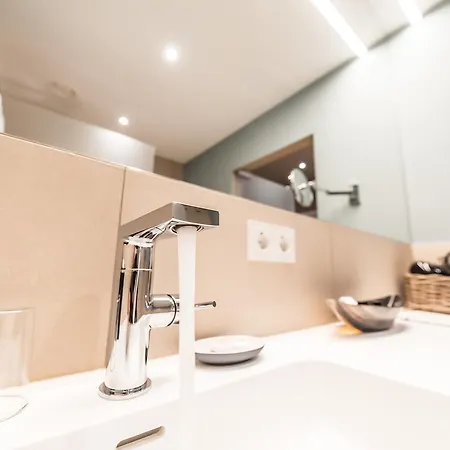 고트프리트 - 에센 트링켄 슐라펜 호텔 린츠